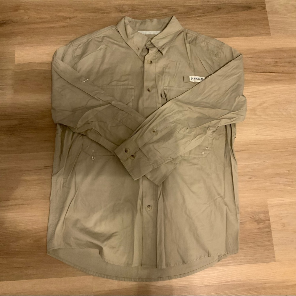 Magellan Button Up - M